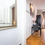 ذا أولد تاون سكوير&باريزسكا ابراتمنتس شقة براغ