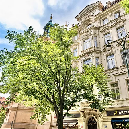 Apartment The Old Town Square & Parizska *